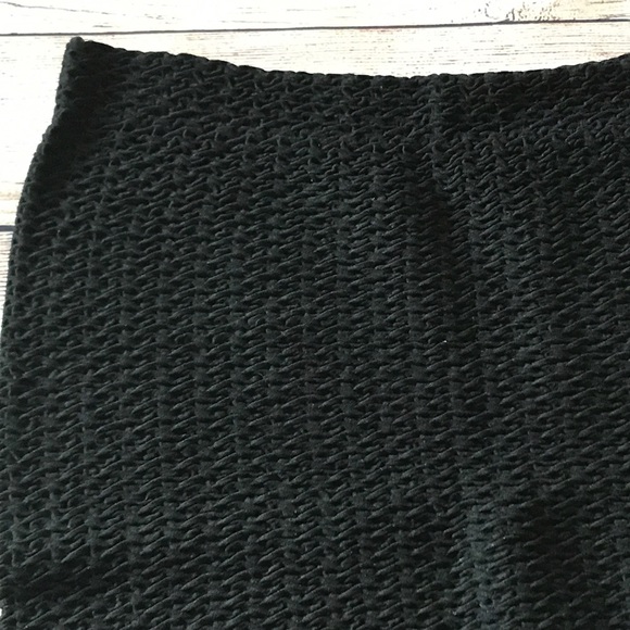 Super cute bandage skirt. - Picture 2 of 2